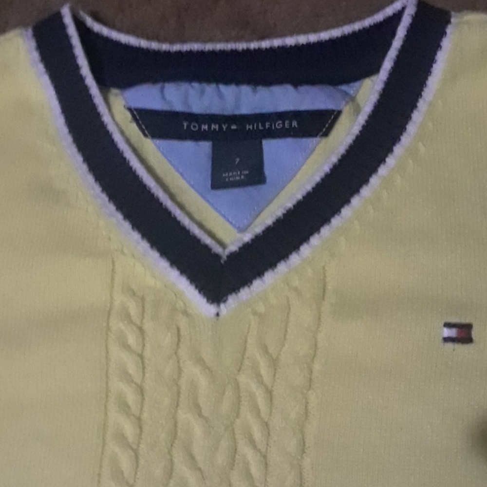 TH boys vest